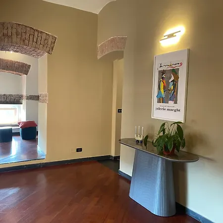 بيت ضيافة Modern Skylight Near Brignole - Always Open جنوة