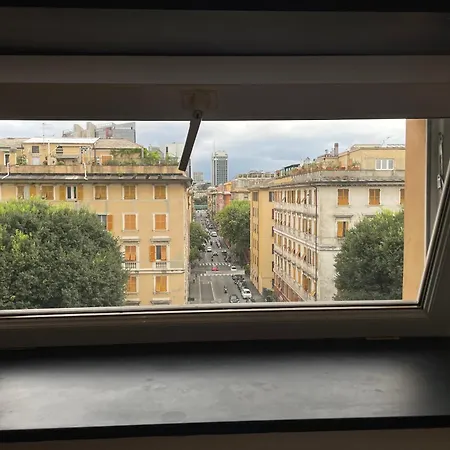Modern Skylight Near Brignole - Always Open *