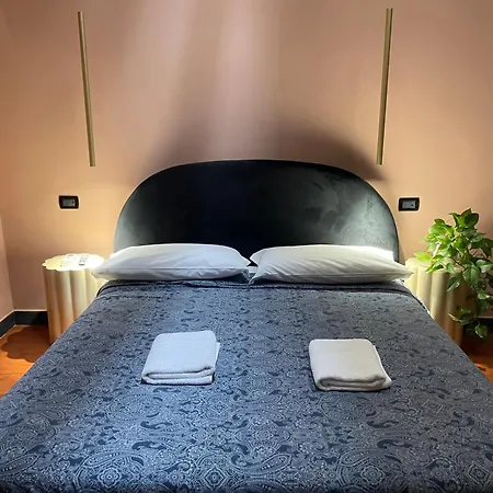 Modern Skylight Near Brignole - Always Open * جنوة